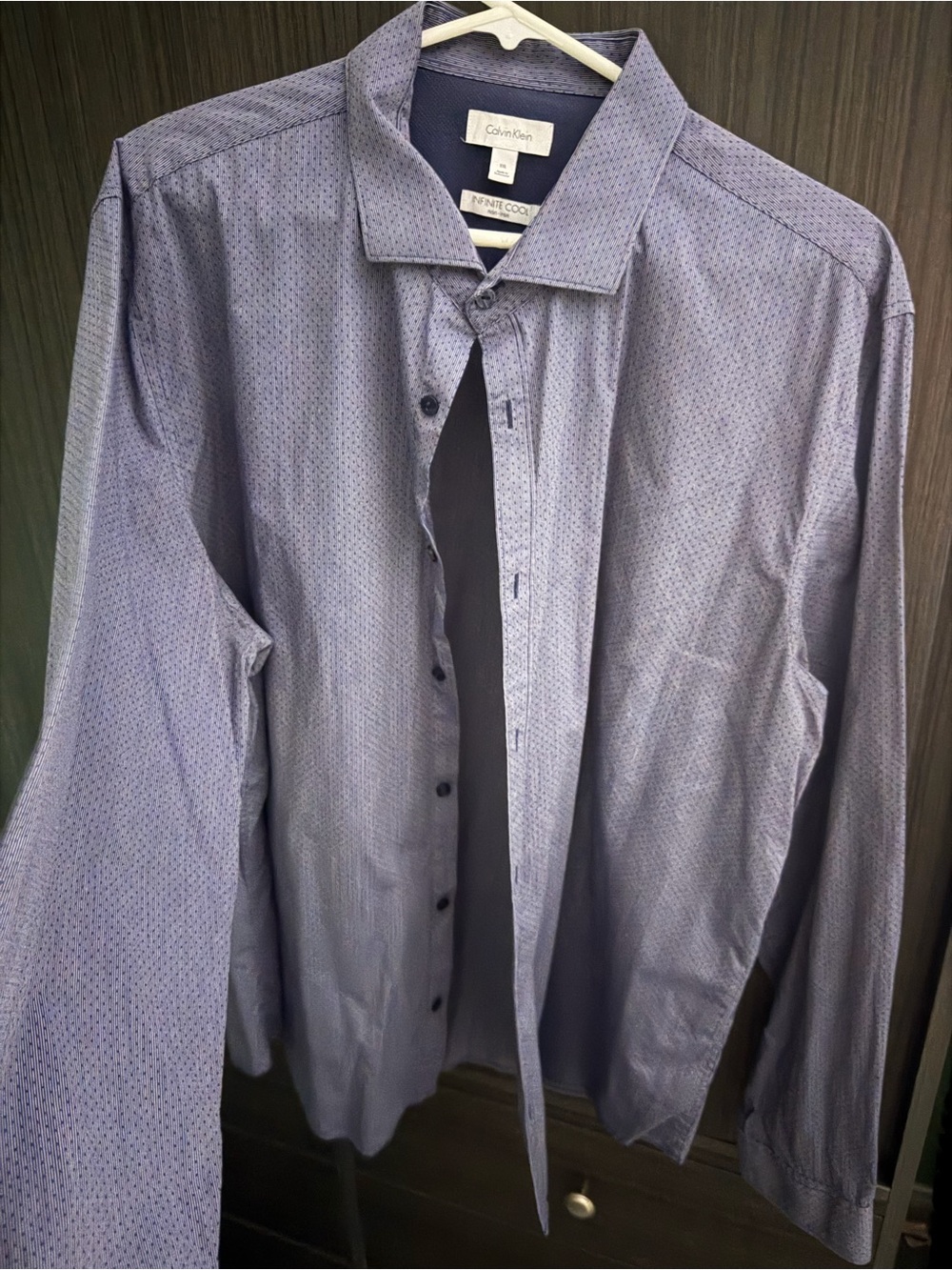 Calvin Klein Men's Light Blue Micro-Pattern Dress Shirt